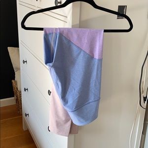 Women’s Outdoor Voices leggings!!!